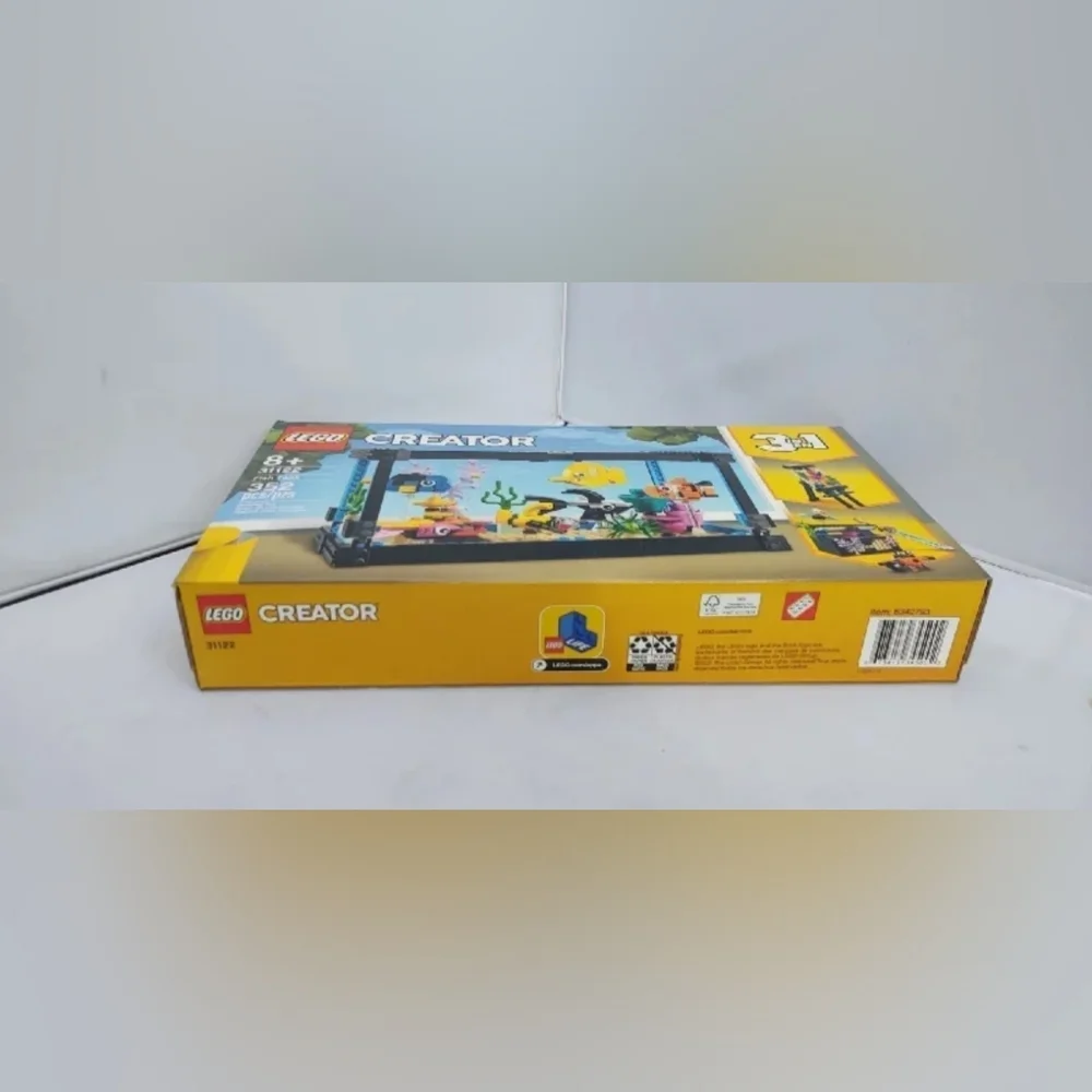 Lego Creator 3-in-1 Fish Tank 31122 NWT Building Toy Set